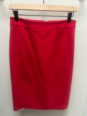 Halogen Red Pencil Skirt with Tailored Seams